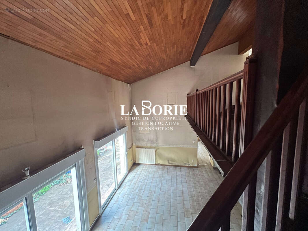 Maison 15 pièces 245 m² à vendre à Orange (84100) - photo 4