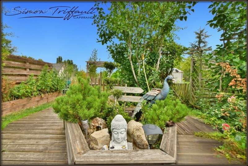 Maison à CERANS-FOULLETOURTE