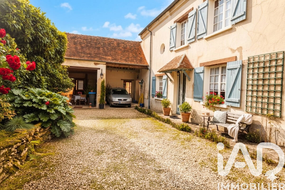 Photo 1 - Maison à NANTEUIL-LES-MEAUX