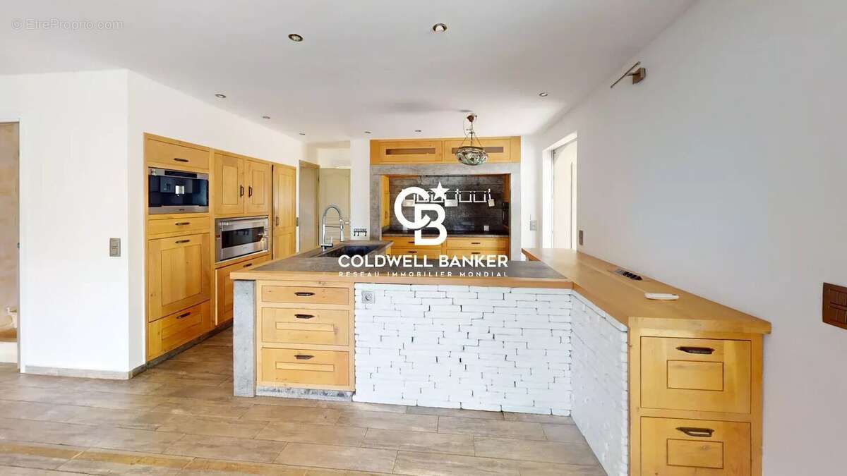 Maison à COGOLIN