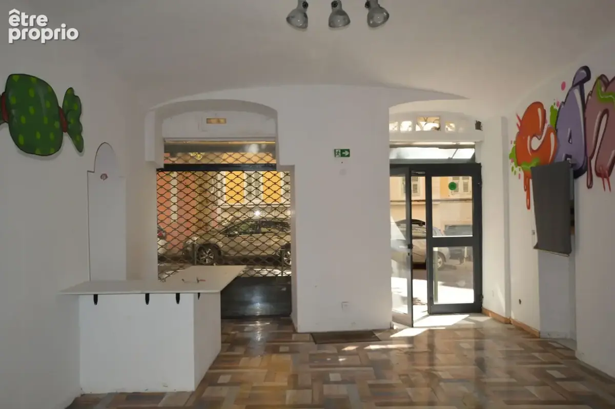 Local  professionnel ou commercial bastia - photo 3