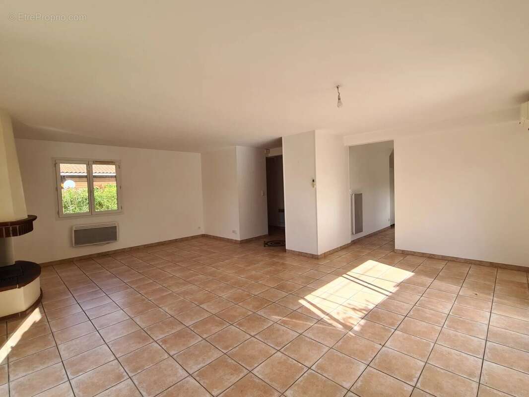 Maison à SAINT-GENIES-BELLEVUE