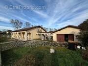 Maison à CASTELSARRASIN