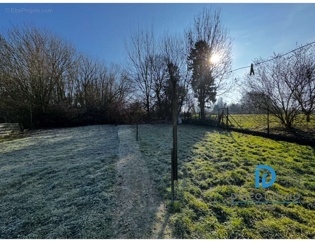 Maison à SAILLY-SAILLISEL