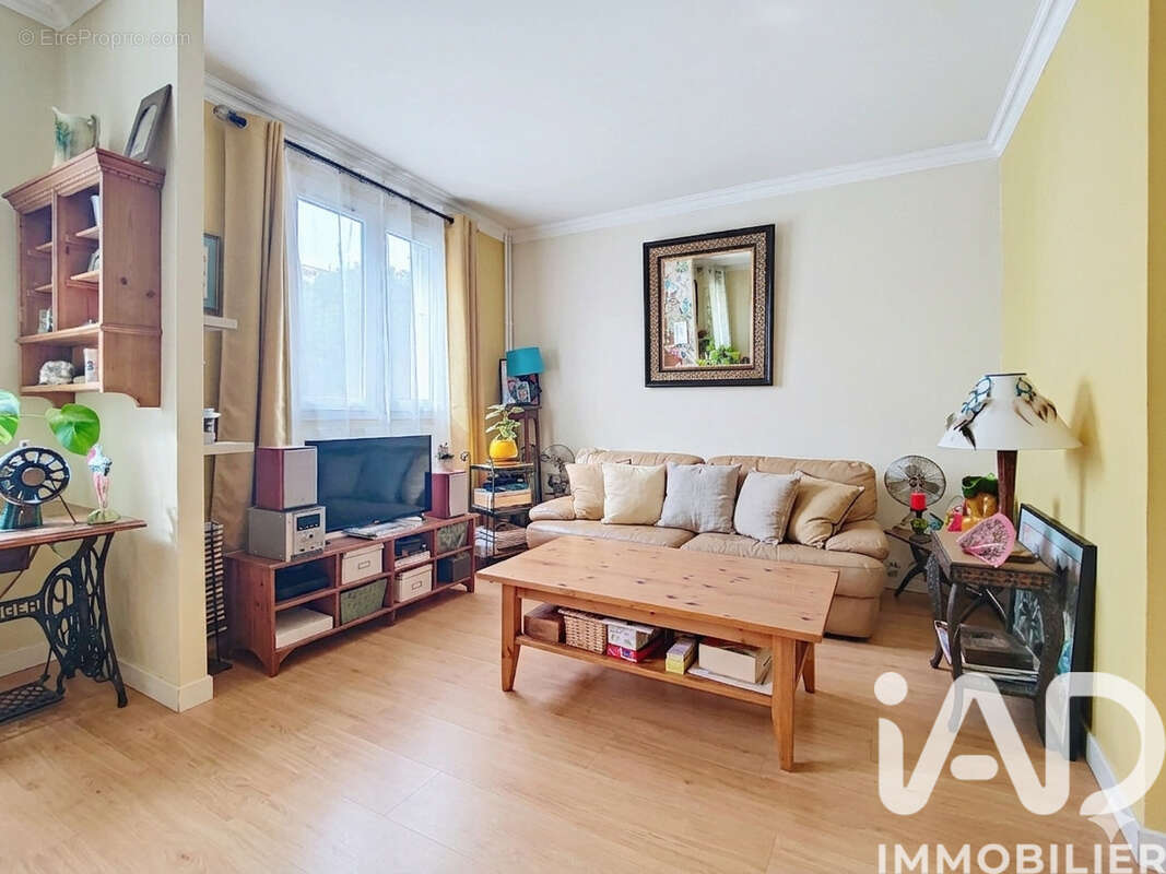 Appartement 69 m² à Maurepas  - photo 2