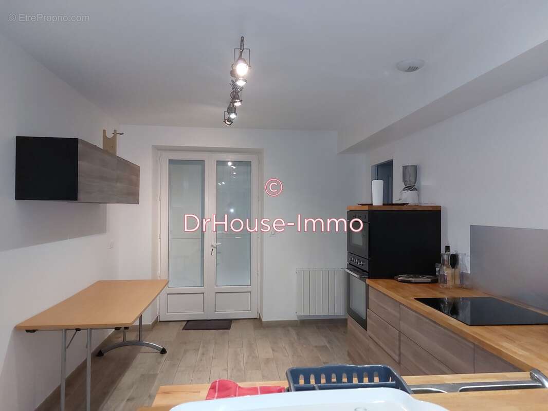 Maison à MONTIERCHAUME