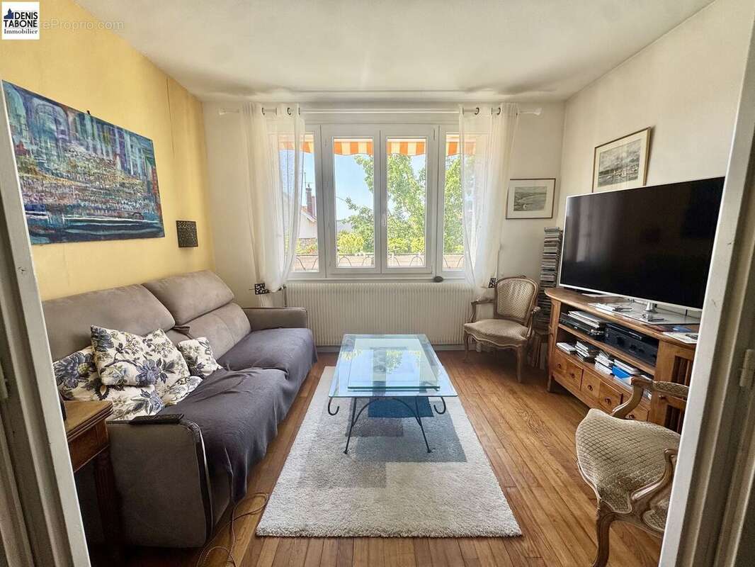 Appartement à SAINT-PRIX