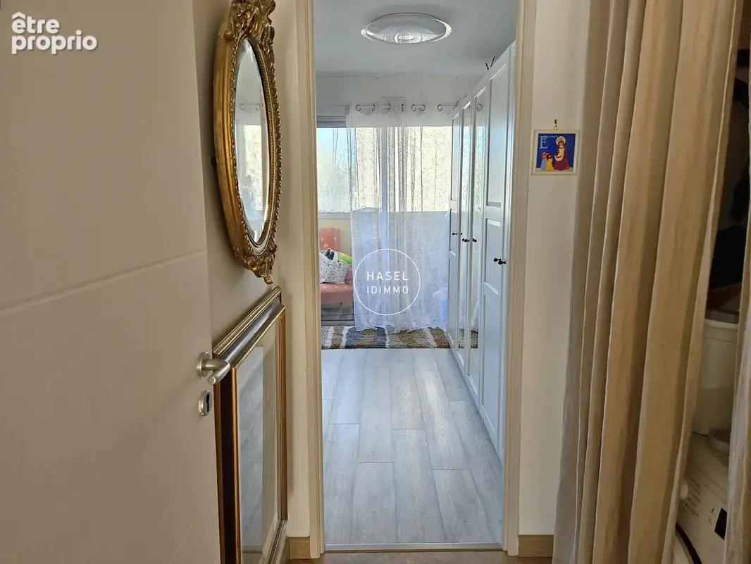 Sète centre ville, beau T2 de 51 m2 entièrement refait, avec balcon et loggia fermée - photo 5