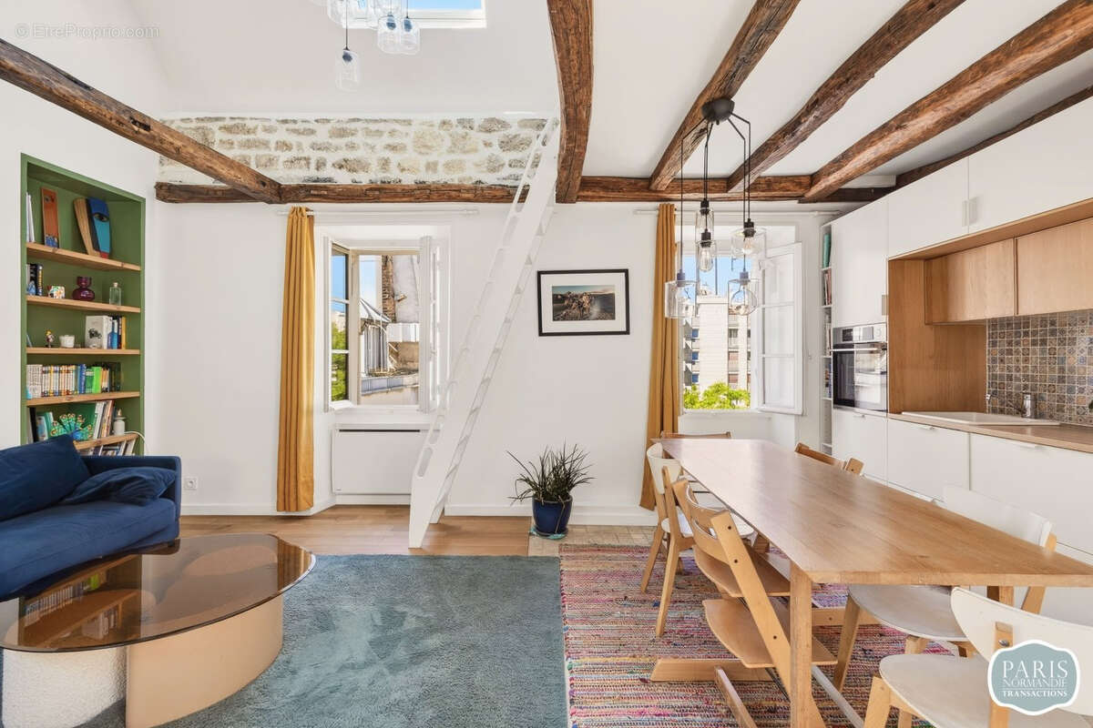 Appartement à PARIS-7E