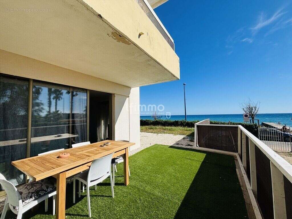 Appartement à VILLENEUVE-LOUBET