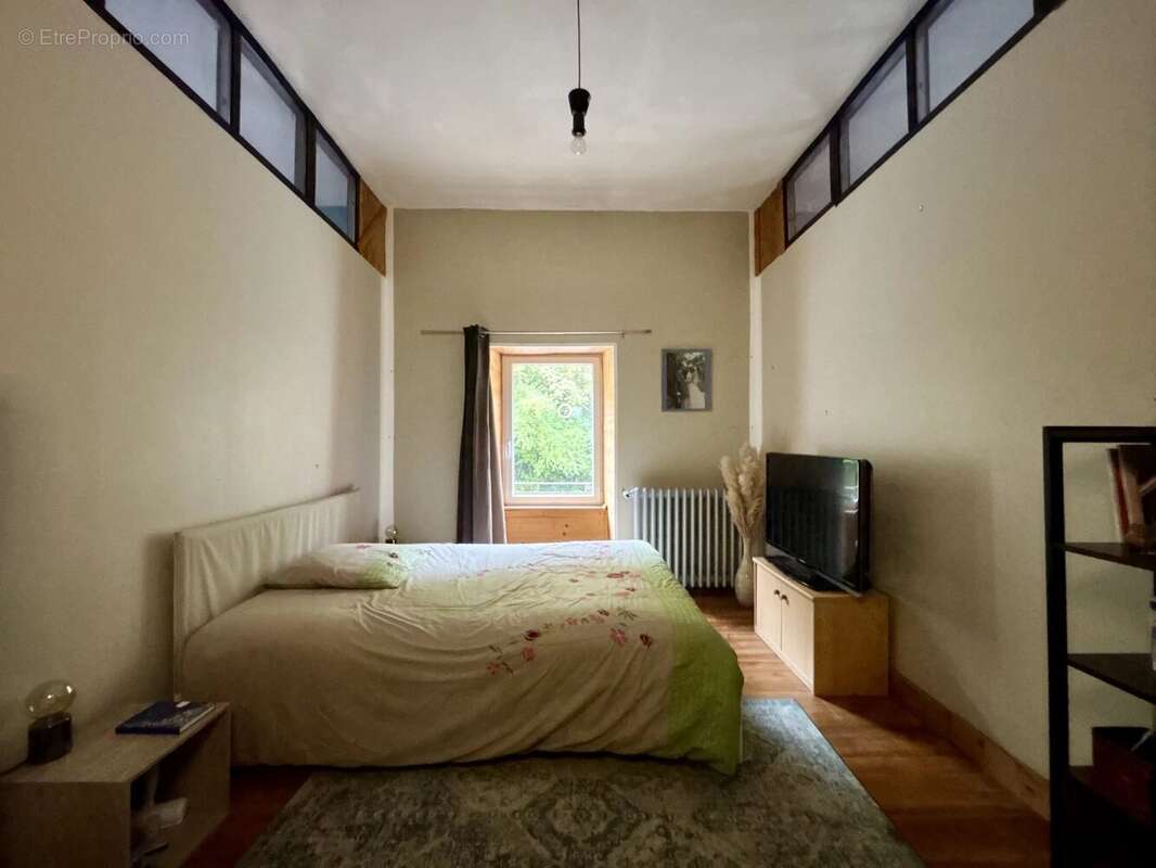 Maison à SAINT-FLORET