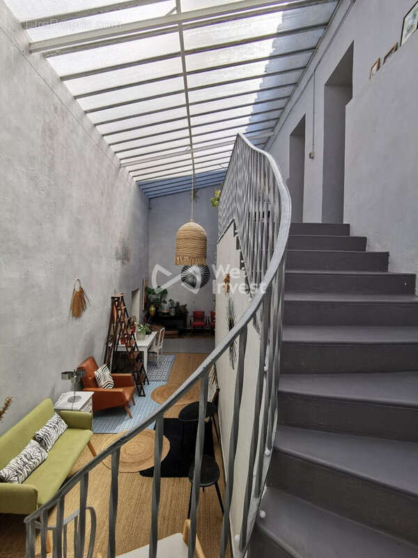 Maison 179 m² à Fronsac  - photo 7
