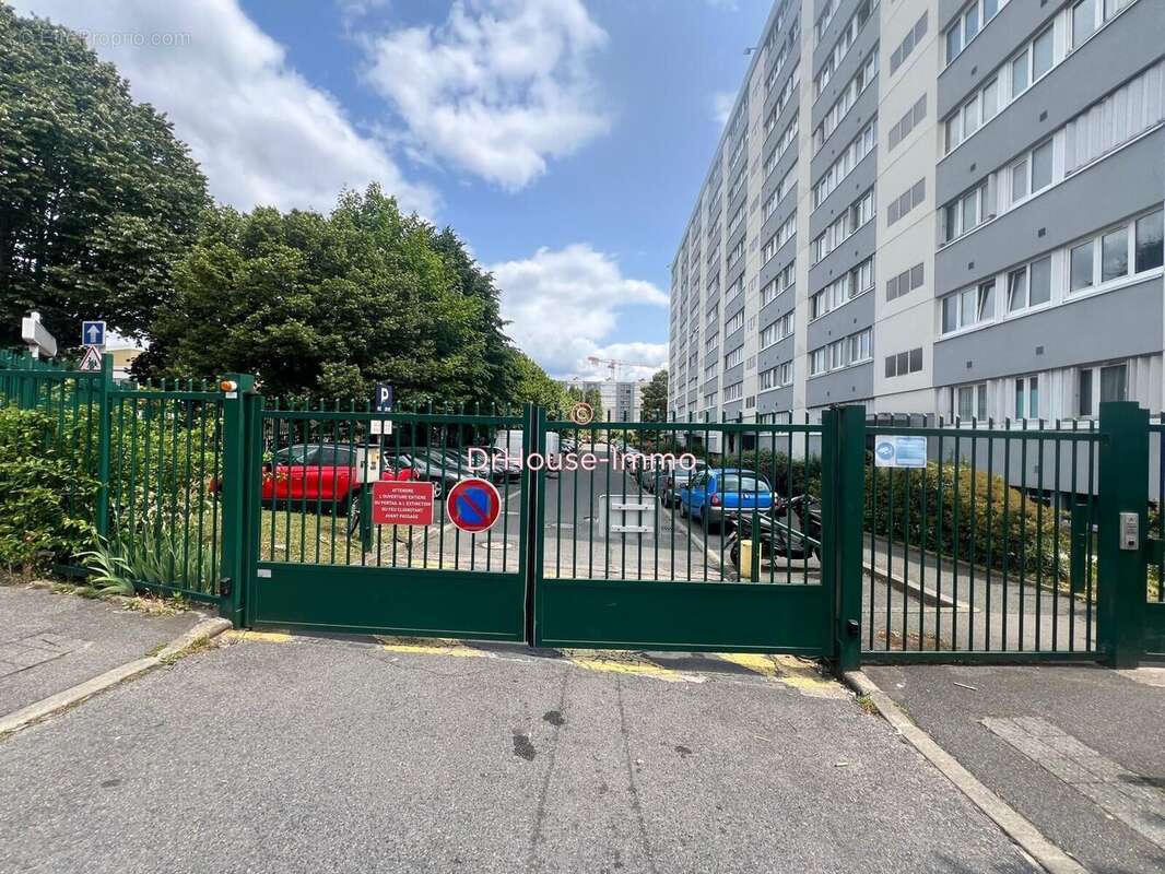 Appartement à BONNEUIL-SUR-MARNE