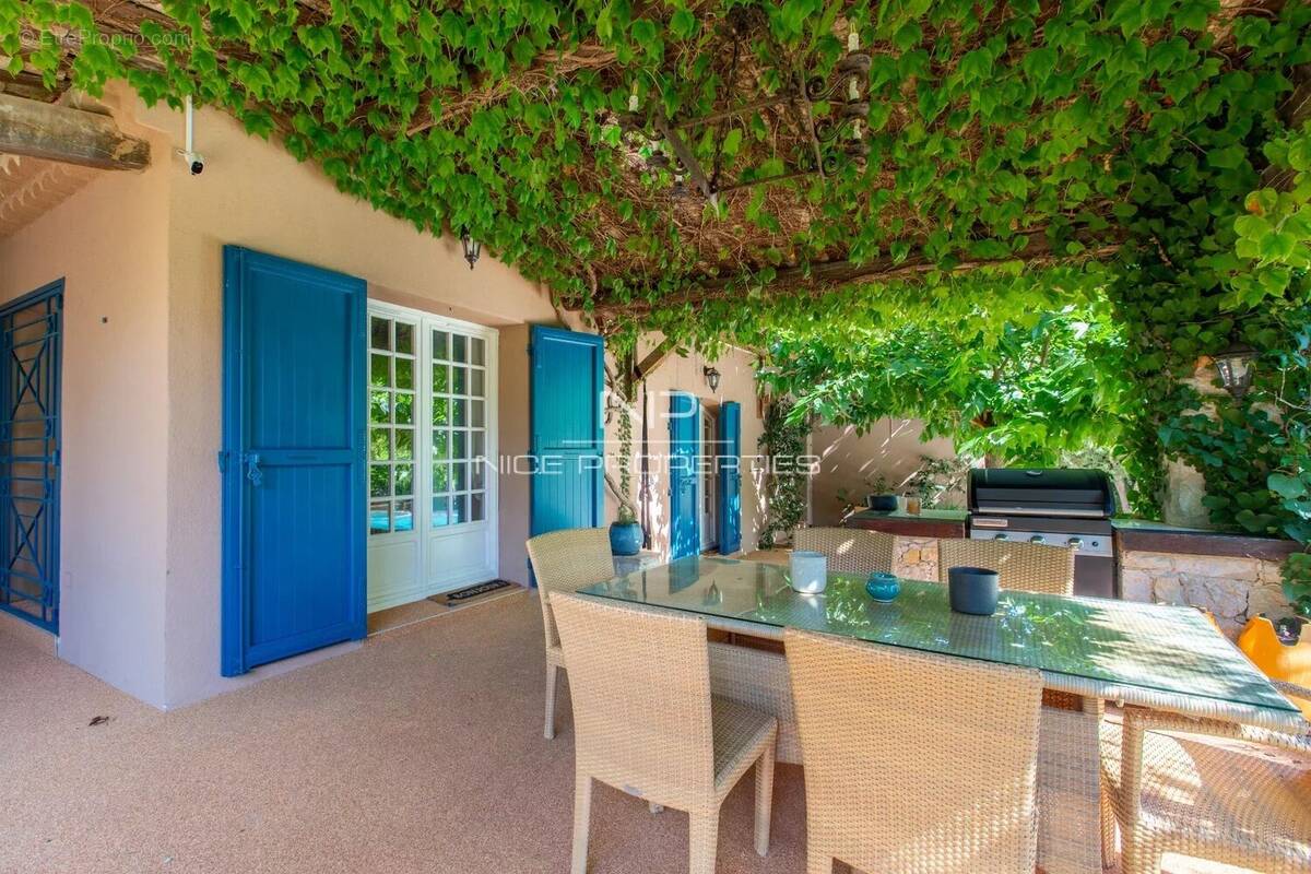 Maison à VILLEFRANCHE-SUR-MER