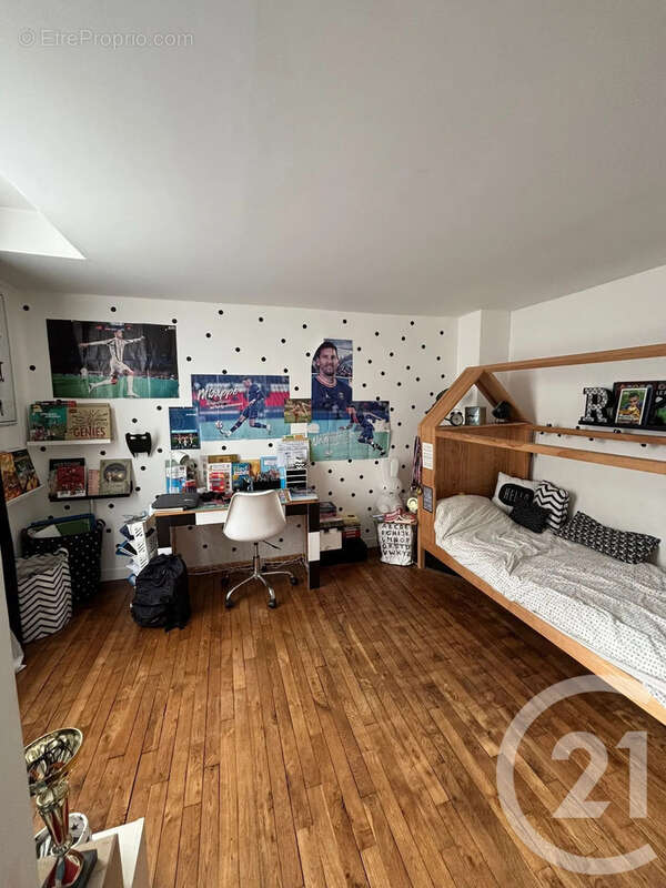 Maison à SAINT-MAUR-DES-FOSSES