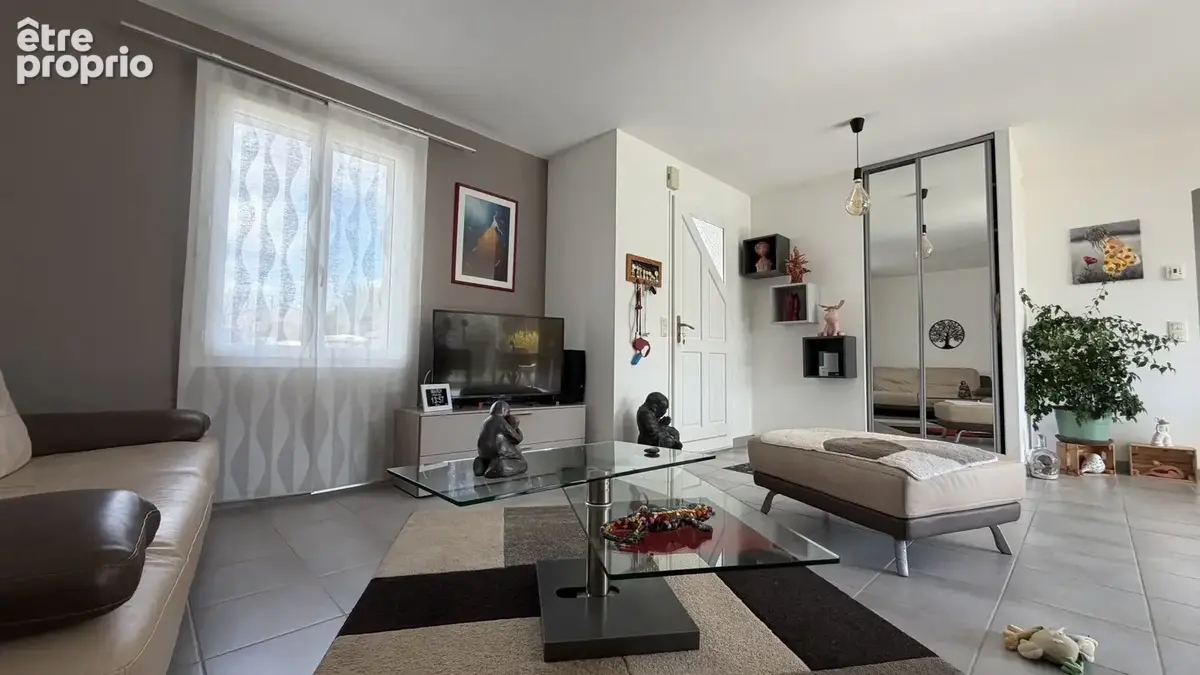 Maison 5 pièces 90 m² à vendre à Venerand (17100) - photo 2