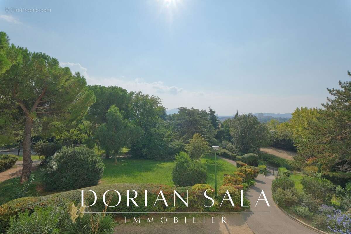 Appartement à MARSEILLE-12E