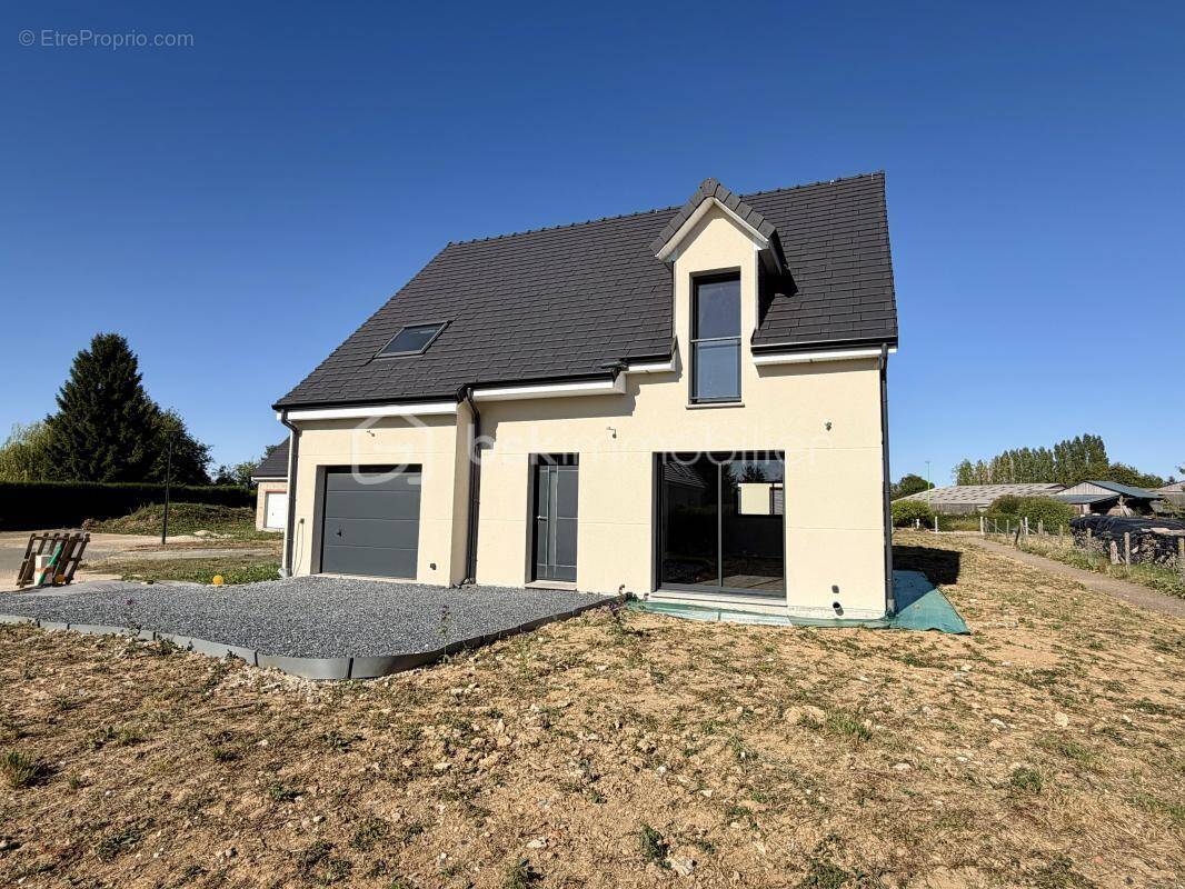 Maison à VIEUX-MANOIR