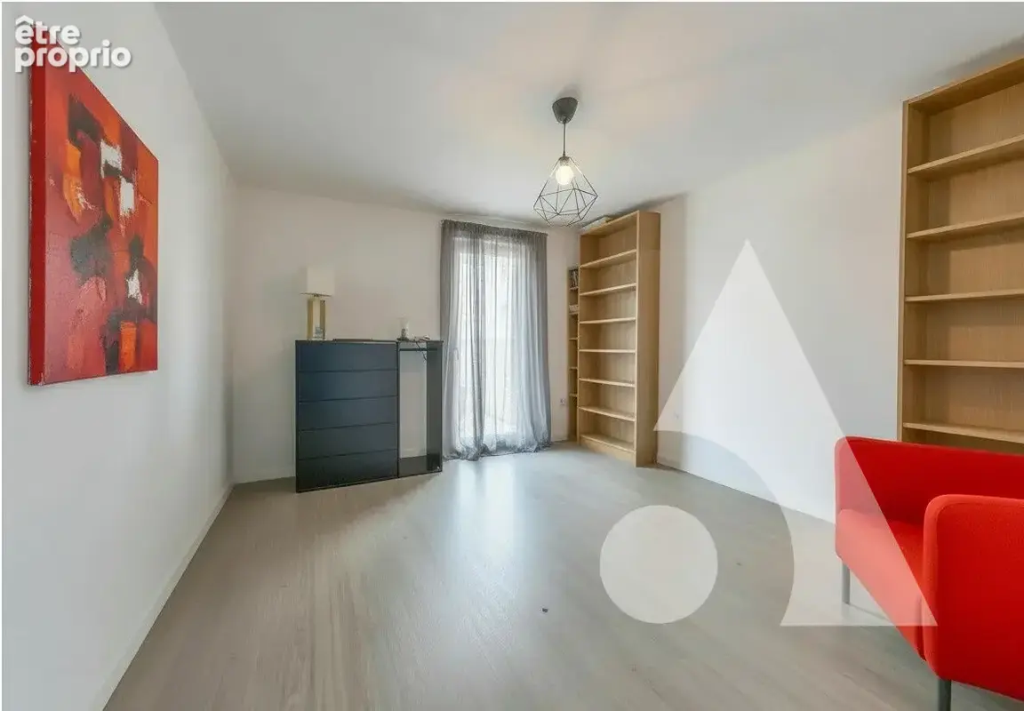 F4 en DUPLEX en plein Centre-Ville + Parking privé - photo 5