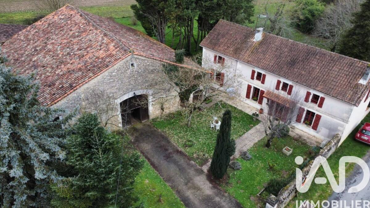 Photo 1 - Maison à PRANZAC