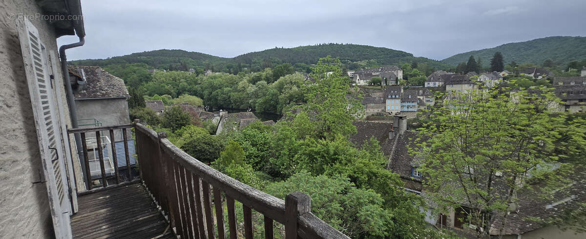 Maison à MONCEAUX-SUR-DORDOGNE