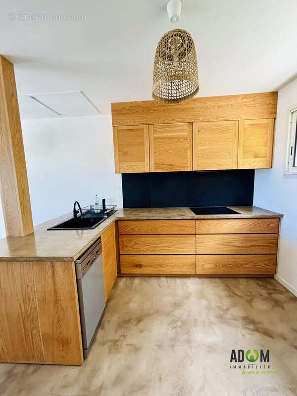 Appartement à LES AVIRONS