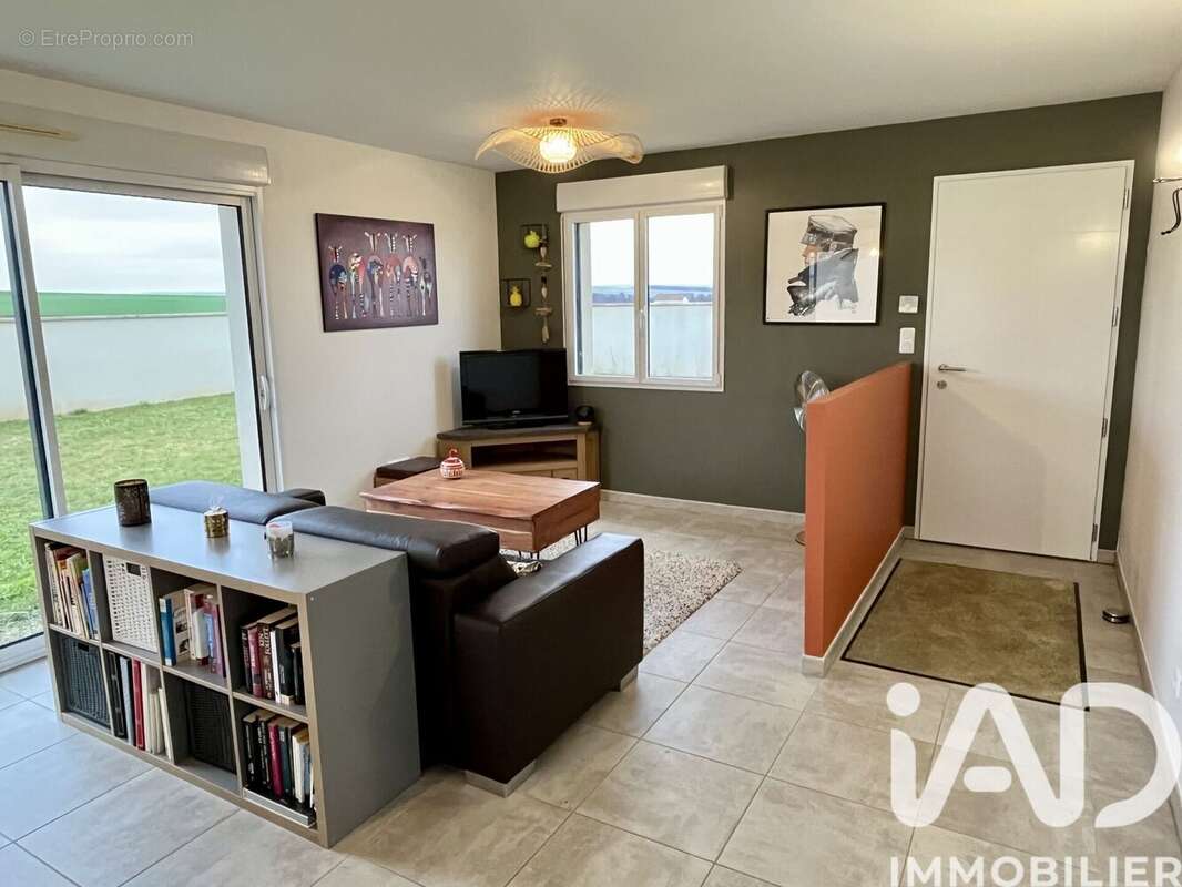 Photo 8 - Maison à NEUVILLE-SUR-VANNES