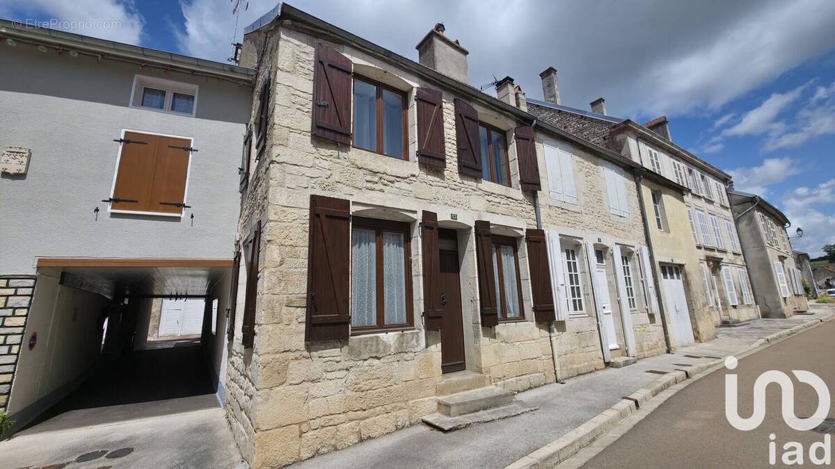 Photo 1 - Maison à ARC-EN-BARROIS