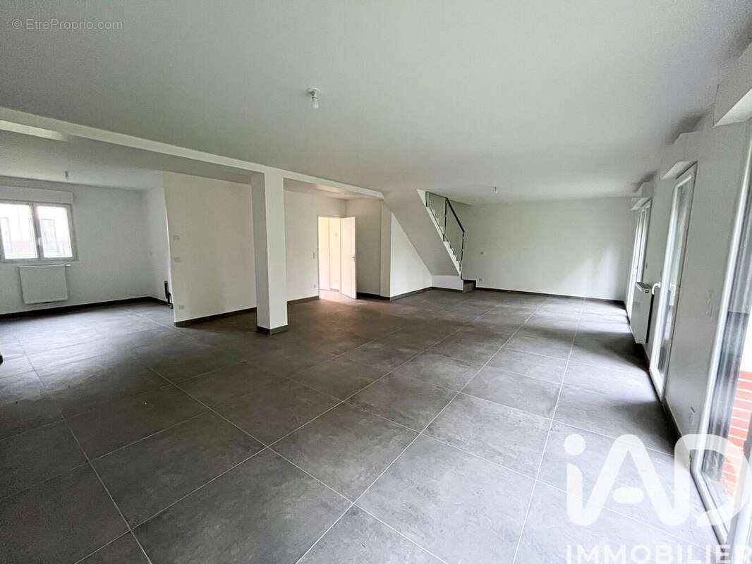 Photo 3 - Maison à MANTES-LA-VILLE