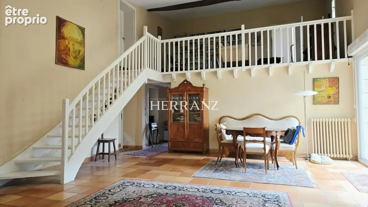 Maison de caractere 277 m2 - - photo 5