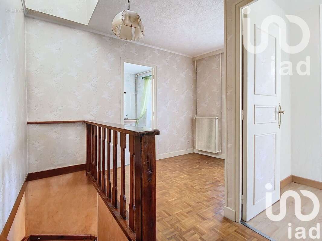 Photo 6 - Maison à MAILLY-LE-CHATEAU