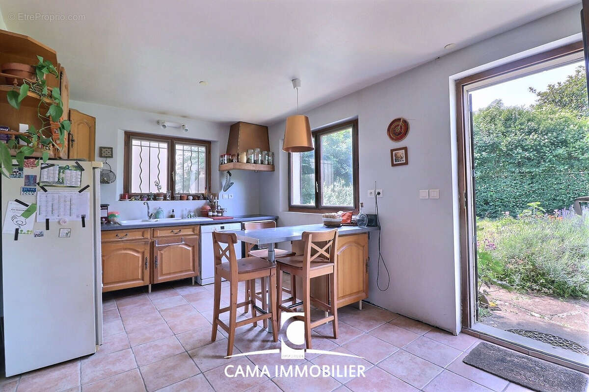 Maison à FONTENAY-LE-FLEURY