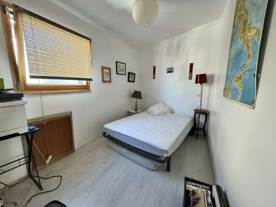 Maison à ONET-LE-CHATEAU