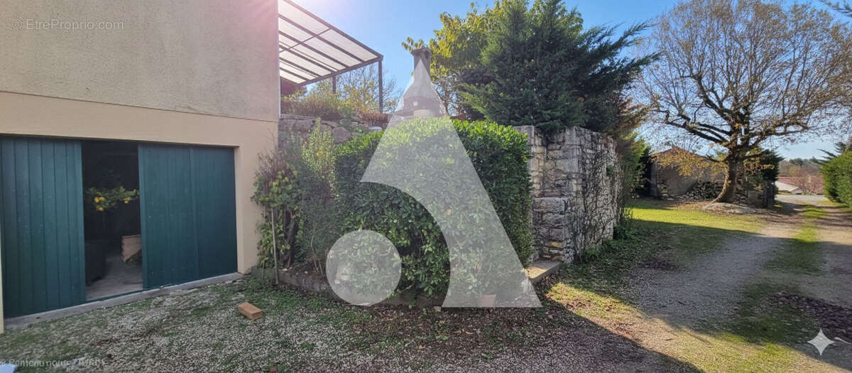 Maison à TRESPOUX-RASSIELS