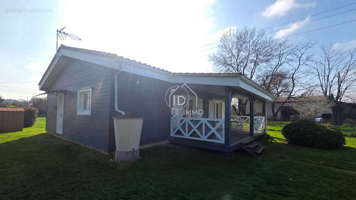 Maison à MOULIN-NEUF