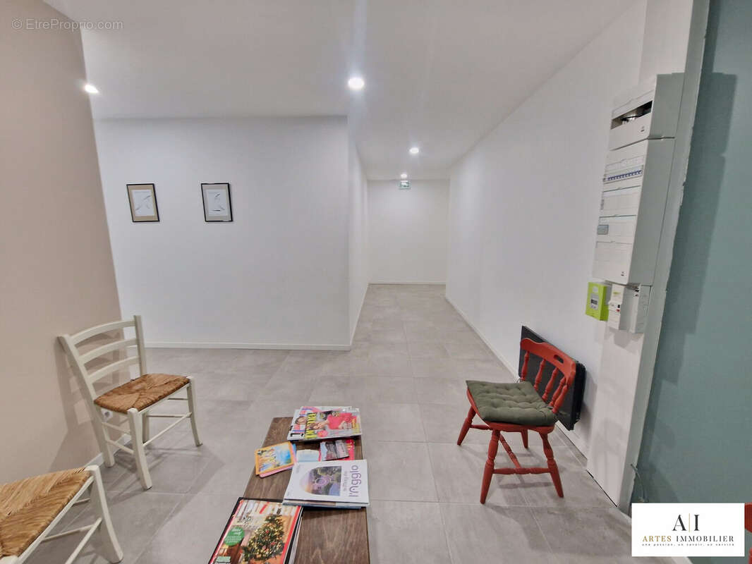 Commerce à SAULCE-SUR-RHONE