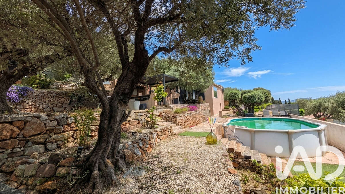Photo 2 - Maison à SOLLIES-VILLE