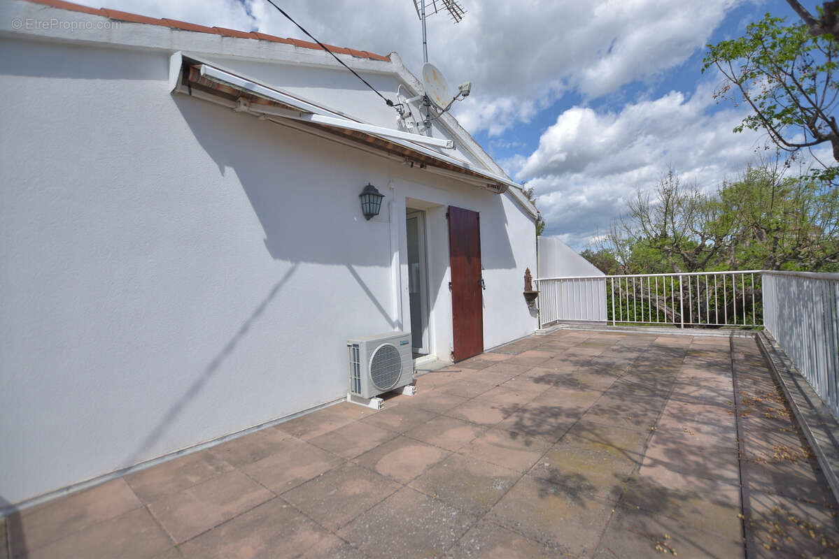 Maison à BOUILLARGUES