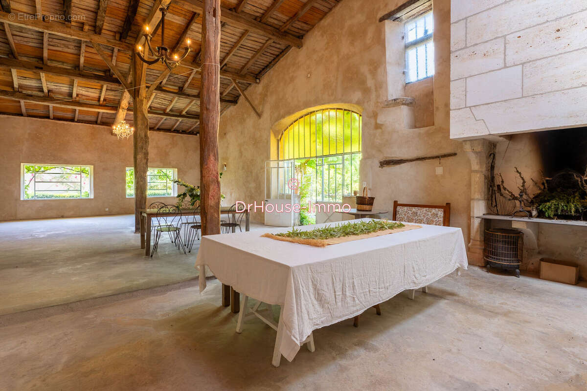 Maison 600 m² à Saint-Emilion  - photo 47