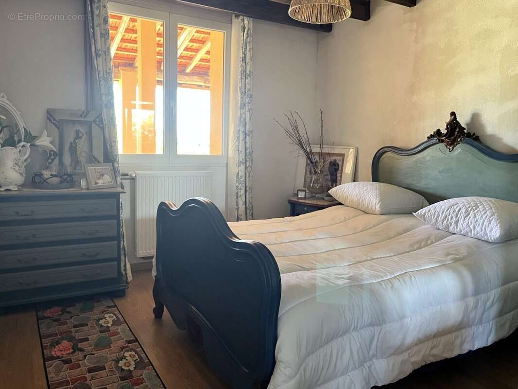 Maison 250 m² à Rancy  - photo 9