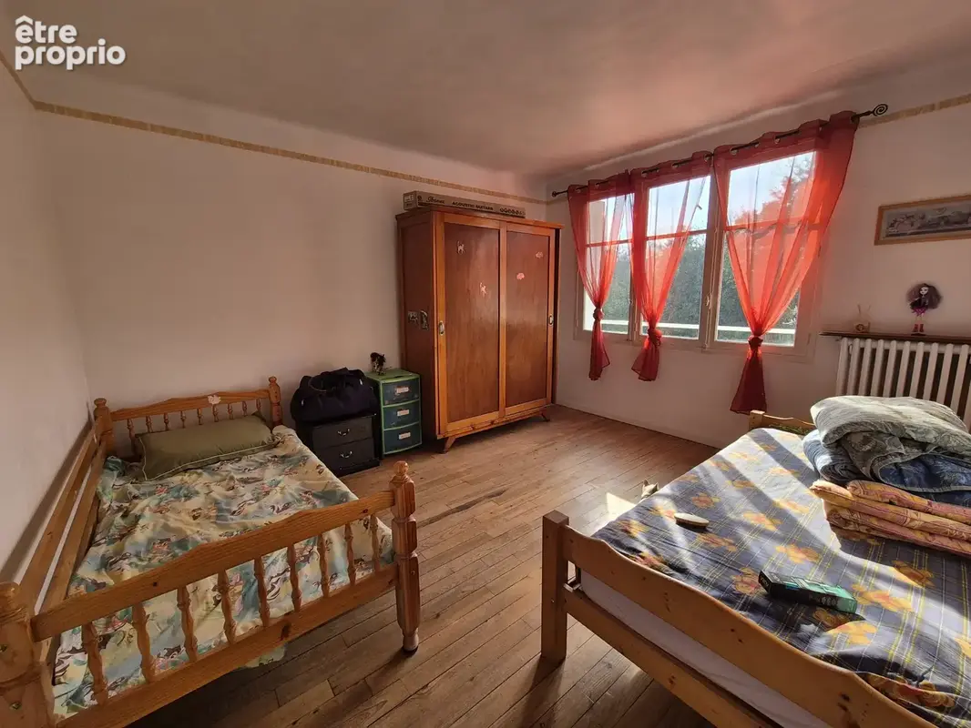 Pavillon de 87.5m2 avec sous-sol total et 4 chambres à Vaujours - photo 5