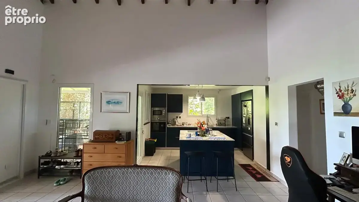 À VENDRE   Magnifique Villa F4 avec Piscine à Saint-Claude - photo 8