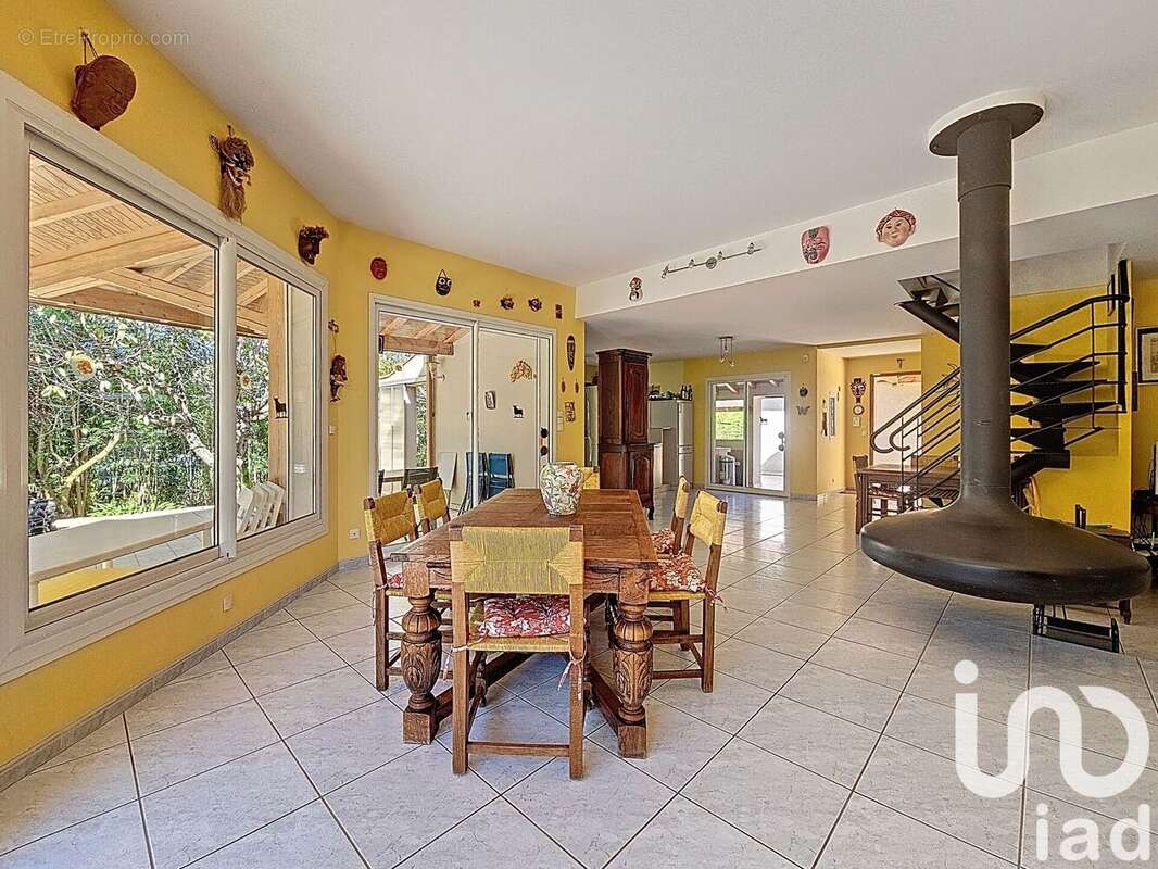 Photo 4 - Maison à SAUVIAN