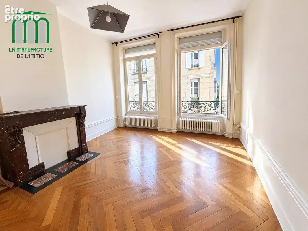 Appartement F5 - 107,99M2 - Cave-  Grenier - Garage - Saint-Etienne/ Jacquard. - photo 9