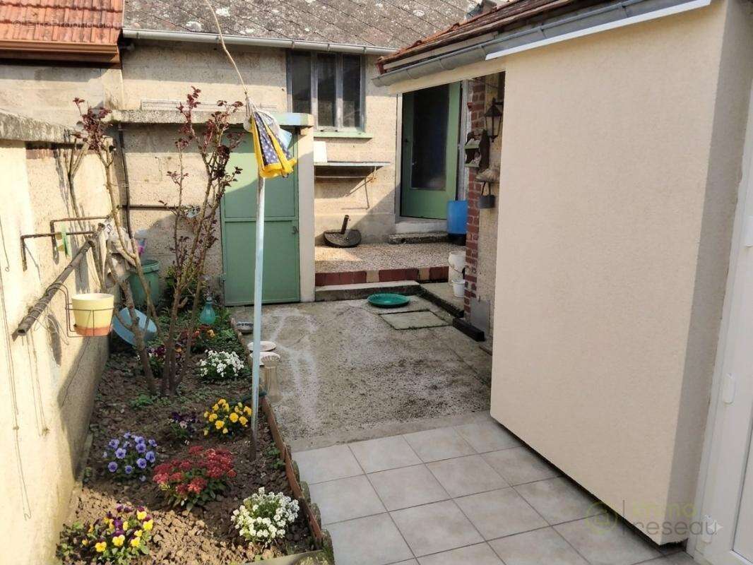 Maison 2 pièces 64 m² à vendre à Le Plessier-Sur-Saint-Just (60130) - photo 7