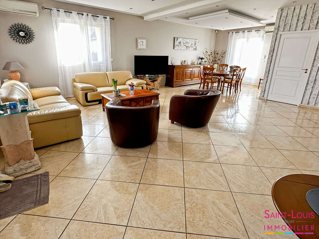 Maison à CARRIERES-SOUS-POISSY