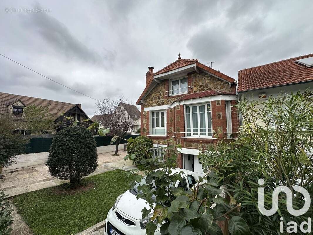 Photo 2 - Maison à VITRY-SUR-SEINE