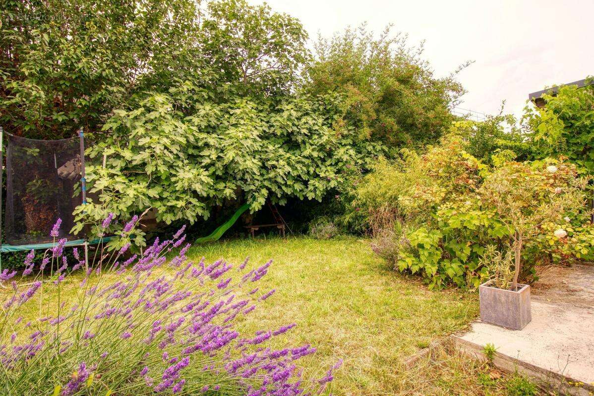 Maison à SAINT-DENIS