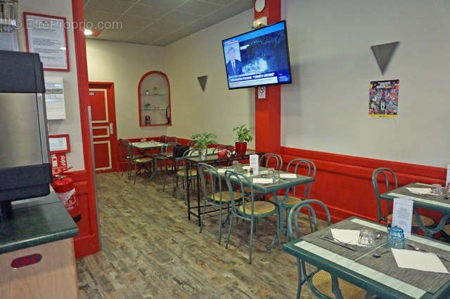 Commerce à JALIGNY-SUR-BESBRE