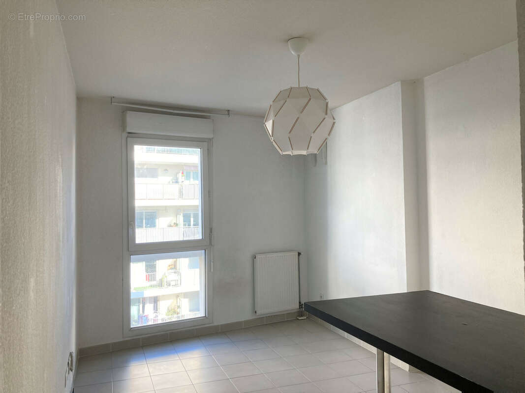 Appartement à MARSEILLE-2E
